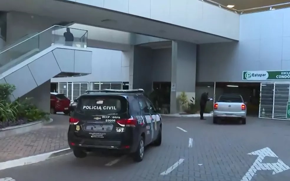 Polícia cumpre mandados de busca e apreensão contra grupo de estelionatários em Salvador e RMS