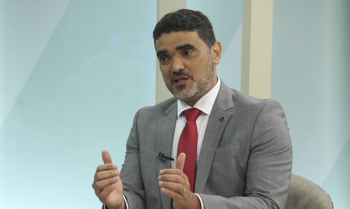 De acordo com o Ipea, projeção de redução do índice deve chegar a 4,1% De acordo com o Ipea, projeção de redução do índice deve chegar a 4,1%