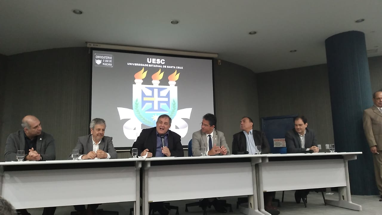 Rede Gigasul vai interligar instituições de ensino e pesquisa, oferecendo uma conexão com velocidade de 10GBs Rede Gigasul vai interligar instituições de ensino e pesquisa, oferecendo uma conexão com velocidade de 10GBs