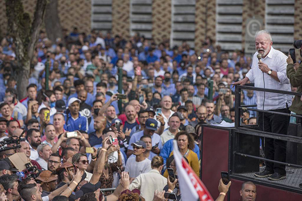 O ex-presidente Lula discursa em São Bernardo do Campo