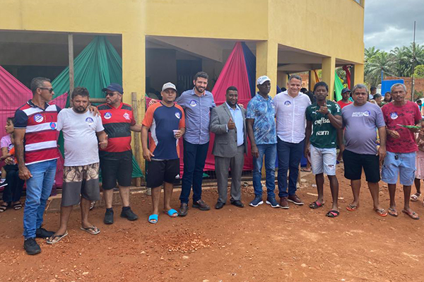 Pablo Barrozo em visitou a cidade de Camamu 