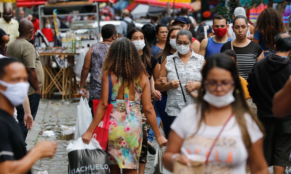 Até hoje, quase 33 milhões de pessoas se recuperaram da doença