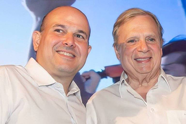 Candidato a governador Roberto Cláudio (PDT) recebeu apoio do senador Tasso Jereissati (PSDB) no Ceará