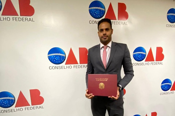 O advogado eleitoral Thiago Bianchi O advogado eleitoral Thiago Bianchi