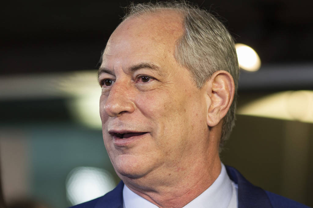 Ciro Gomes, do PDT, na chegada ao debate entre presidenciáveis