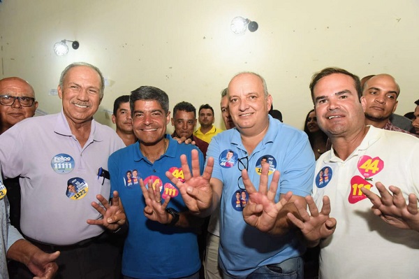 ACM Neto e Cacá Leão recebem apoio dos prefeitos de Brotas de Macaúbas e de Novo Horizonte
