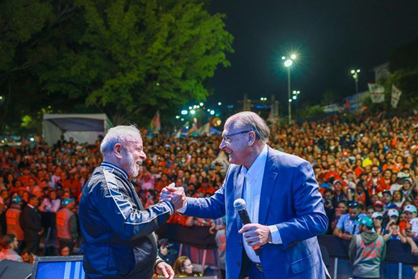 Simone Tebet integra coordenação de grupo da assistência social; grupos vão discutir temas como economia, saúde e igualdade racial