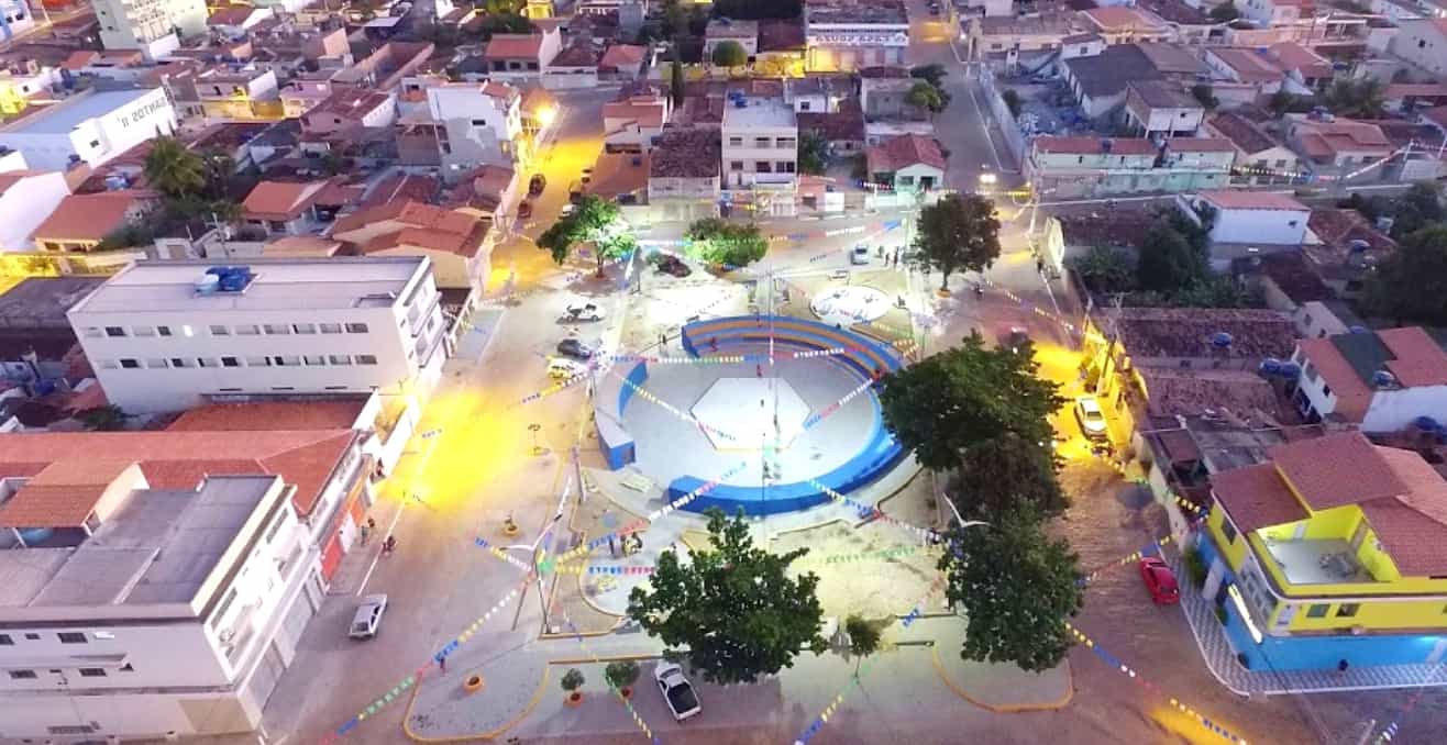 O Ministério Público de Contas, por meio da procuradora Camila Vasquez, se manifestou pela procedência da denúncia