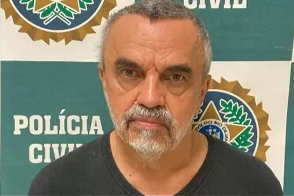 O ator José Dumont, 72, que foi preso pelo crime de armazenamento de imagens de sexo envolvendo crianças