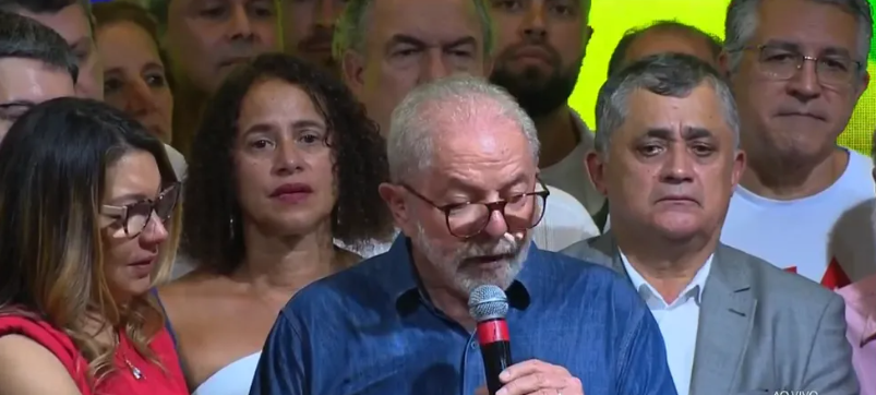 Lula faz discurso da vitória em São Paulo Lula faz discurso da vitória em São Paulo