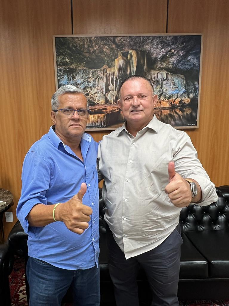 Raimundinho da JR e Adolfo Menezes 