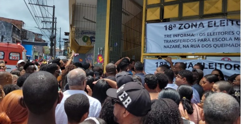  TRE-BA ainda indicou que de se tratar de eleições gerais, elegendo cinco cargos, o tempo médio para votação também tem a tendência a aumentar.