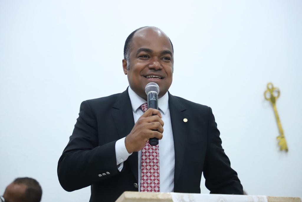 Deputado estadual Samuel Júnior (Republicanos)