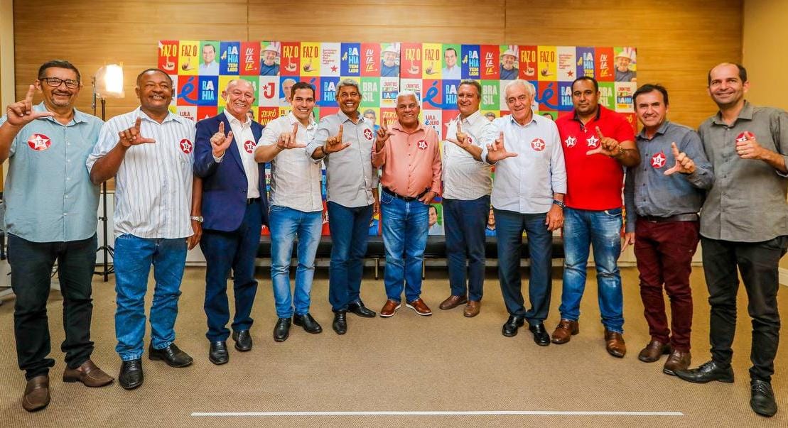 Nena, como é conhecido em Inhambupe, apoiou ACM Neto (União Brasil) no primeiro turno das eleições na Bahia. 