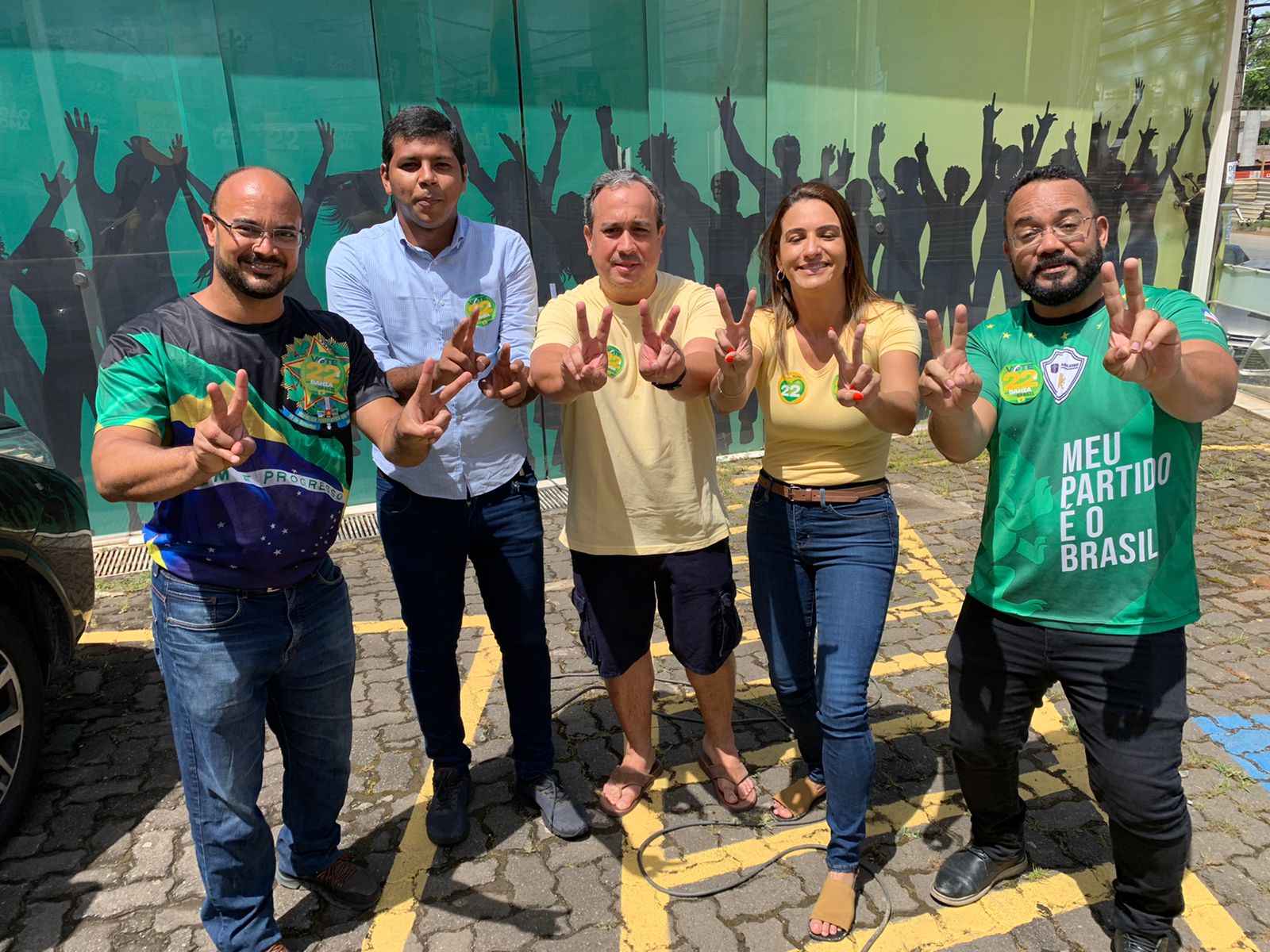 Deputados eleitos: Capitão Alden, Diego Castro, Vitor Azevedo, Roberta Roma e Leandro de Jesus