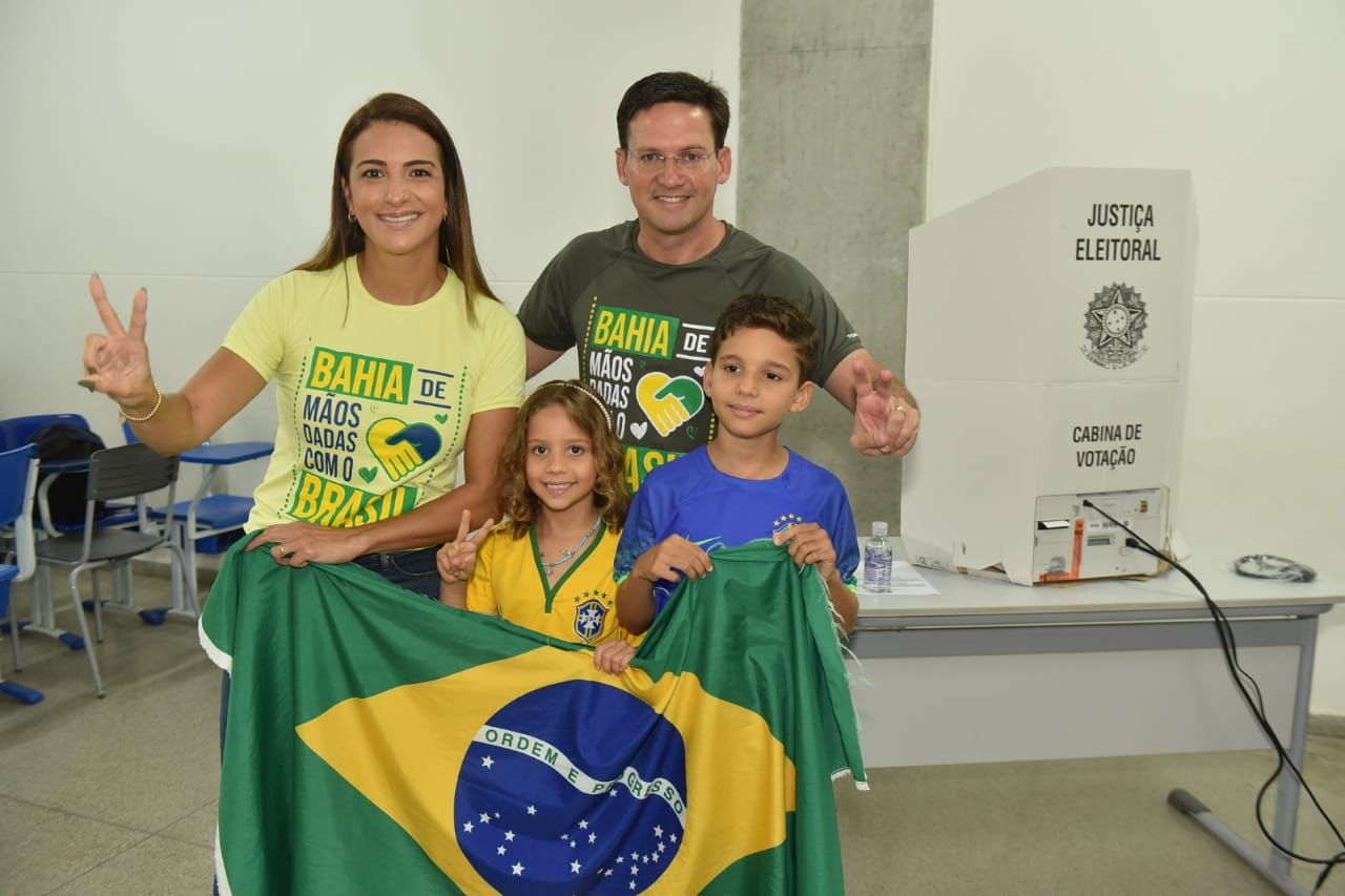 João Roma já embarcou para Brasília, onde vai acompanhar a apuração