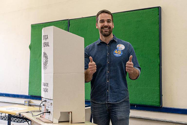 Paulistas se mostram insatisfeitos com forma como colegiado está sendo formado por Eduardo Leite Paulistas se mostram insatisfeitos com forma como colegiado está sendo formado por Eduardo Leite