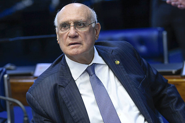 Lasier Martins, senador pelo Podemos-RS