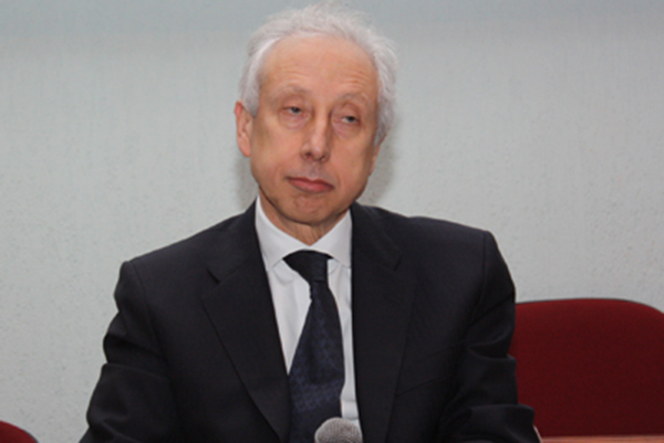 O economista Persio Arida O economista Persio Arida