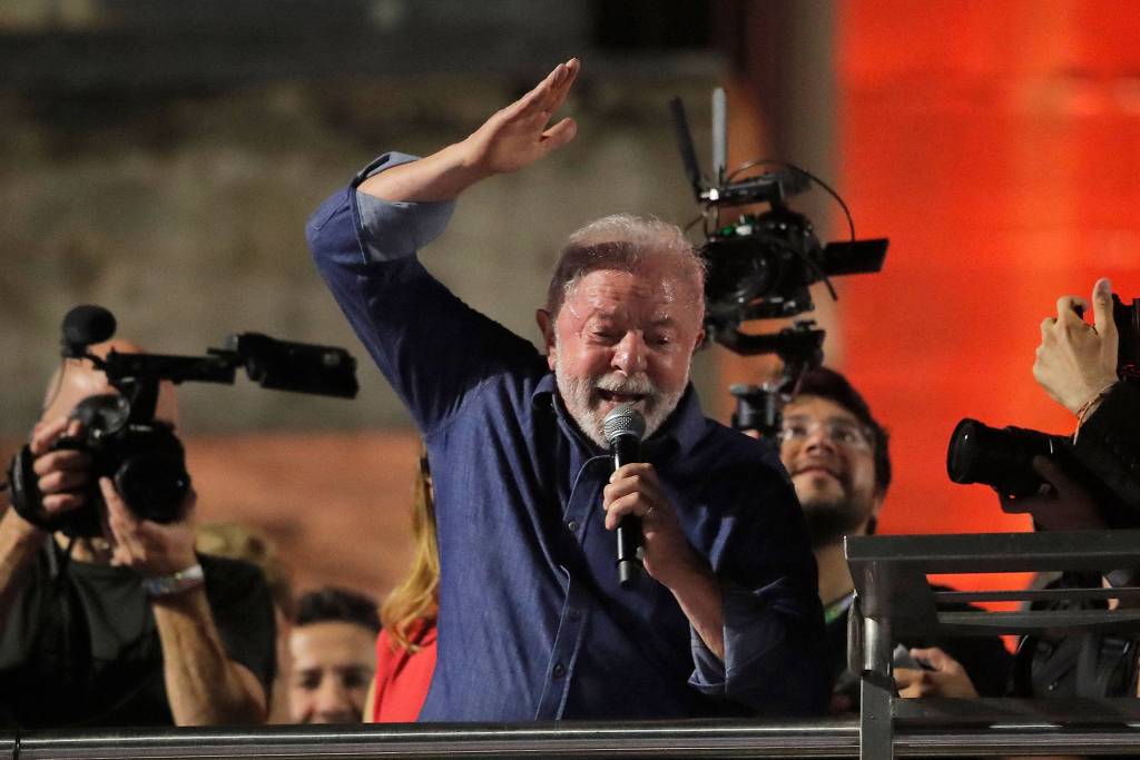 Medida não é consenso e será debatida no âmbito da PEC da Transição, que ficou para semana que vem