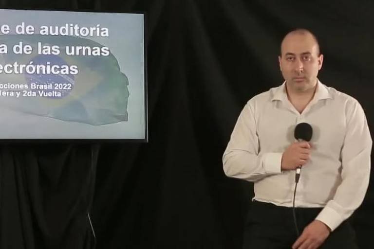 O argentino Fernando Cerimedo, dono do canal La Derecha Diario, que apresentou dossiê com informações falsas da eleição no Brasil