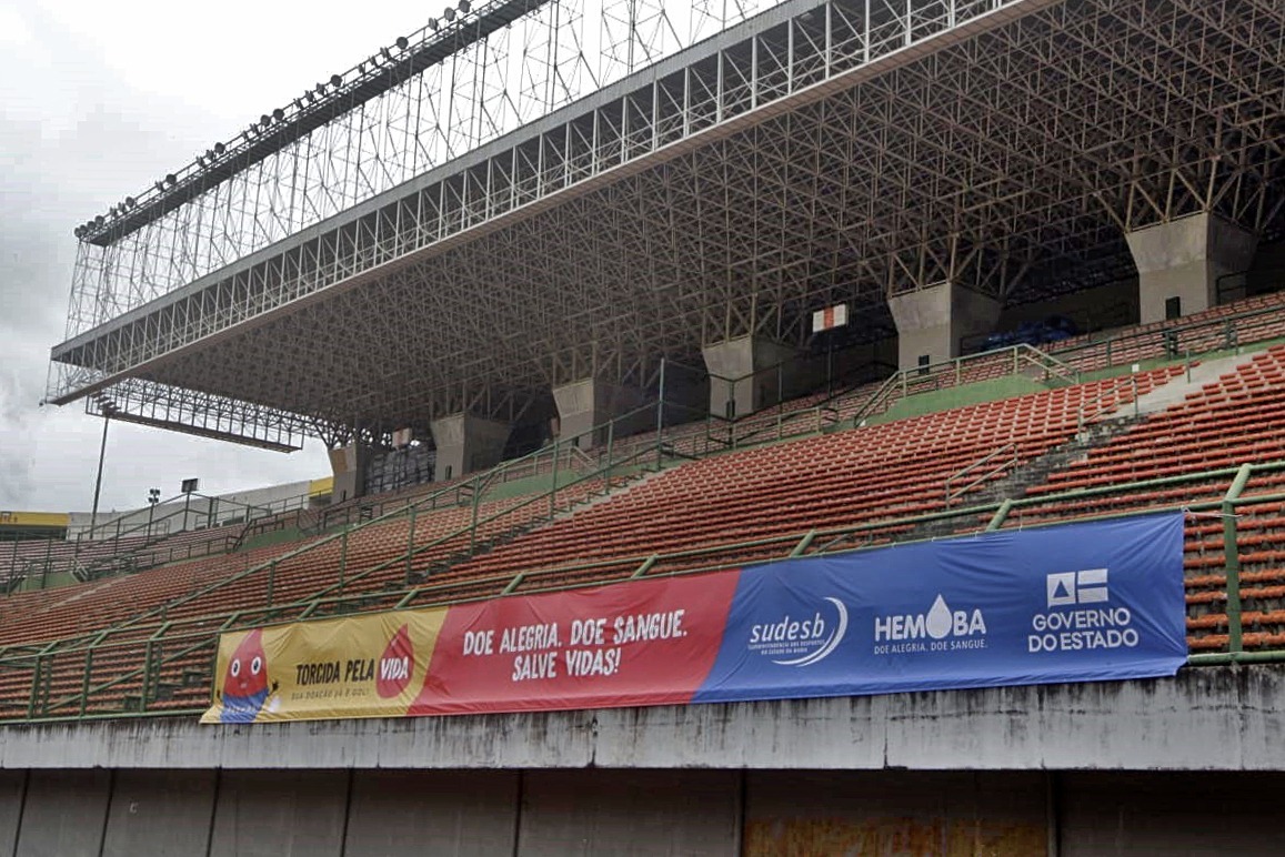 Segundo dados do Ministério da Saúde, apenas 1,8% dos brasileiros doam sangue regularmente, enquanto a OMS recomenda que entre 3% e 5% da população pratiquem este ato solidário Segundo dados do Ministério da Saúde, apenas 1,8% dos brasileiros doam sangue regularmente, enquanto a OMS recomenda que entre 3% e 5% da população pratiquem este ato solidário