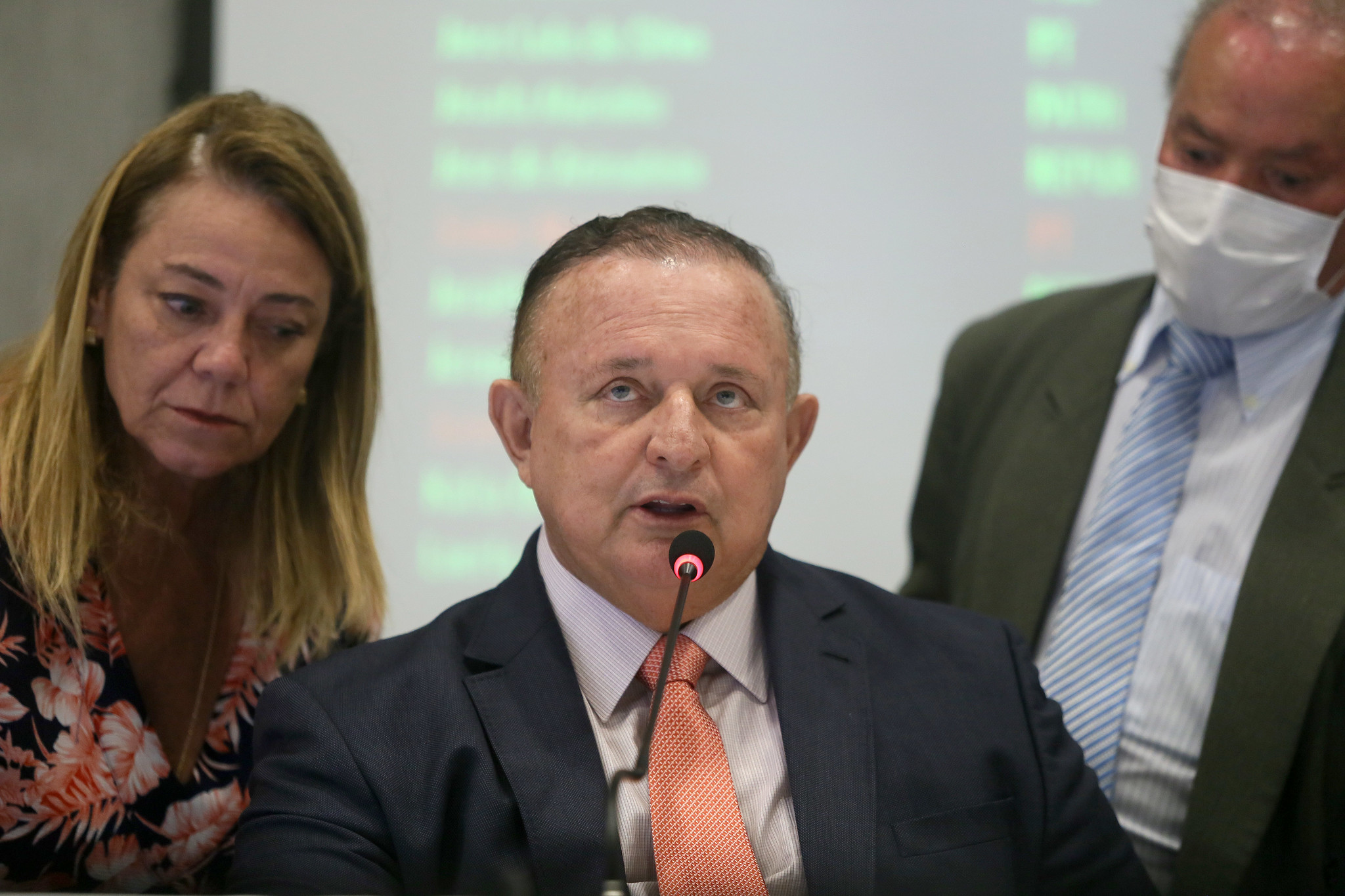 O presidente da Alba também disse que, em sua gestão, não elevou o gasto do legislativo e que a suplementação acontece para assegurar o pagamento de acordo judiciais formalizados em gestões passadas