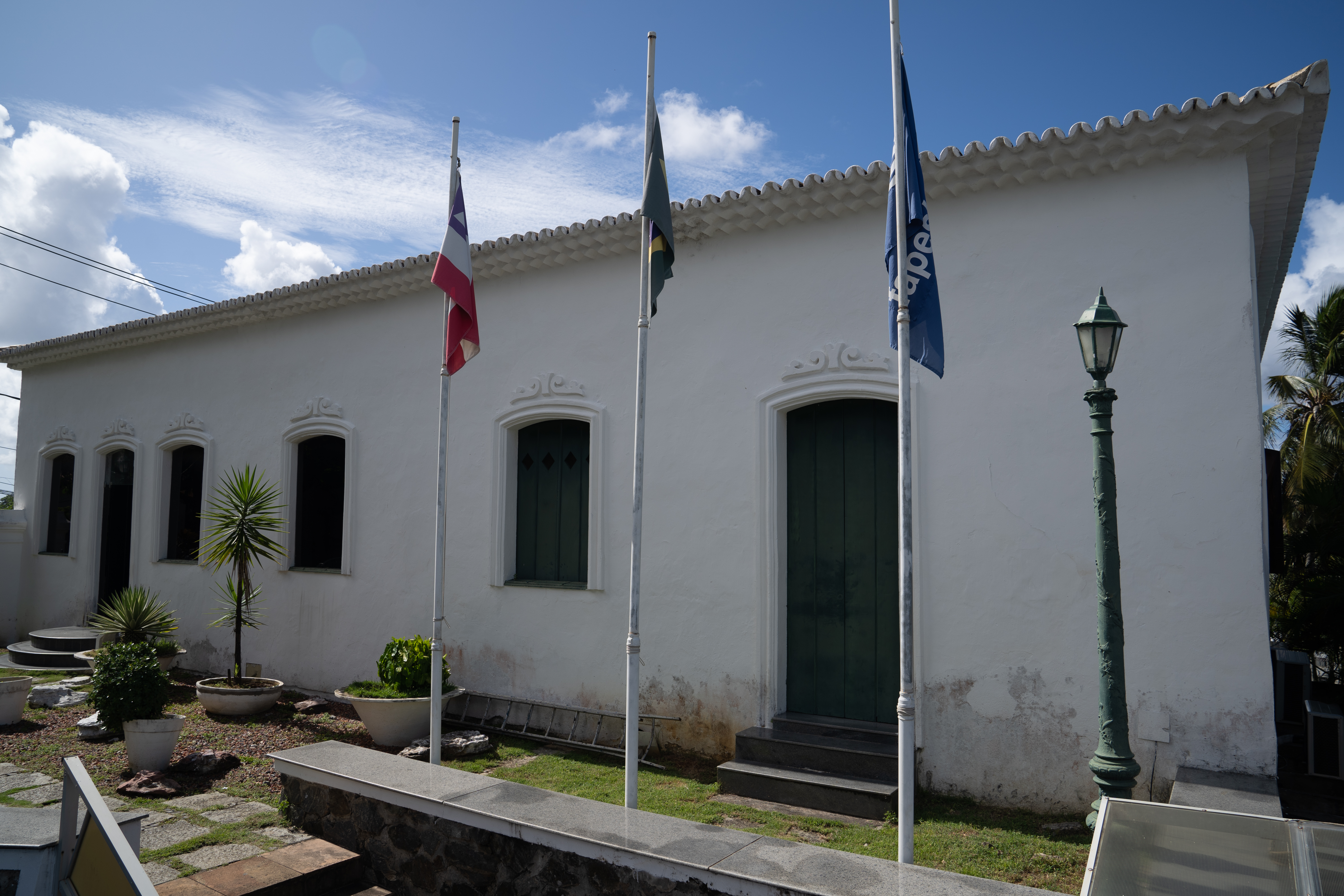 Direcionado para pesquisadores doutores dos quadros permanentes de instituições de ensino Direcionado para pesquisadores doutores dos quadros permanentes de instituições de ensino