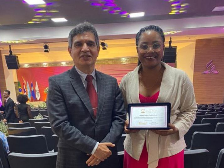 Diretora de Enfermagem do HHGRS, Indaiane Abade