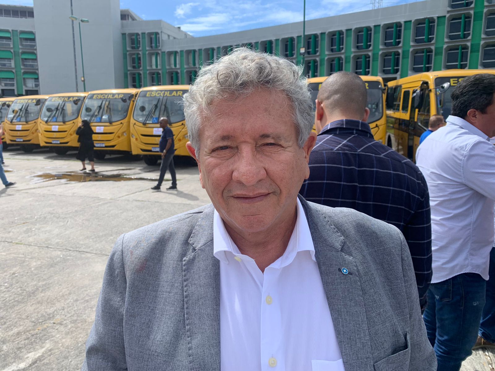 Secretário Luiz Caetano 