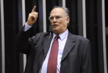 Presidente da legenda, Roberto Freire