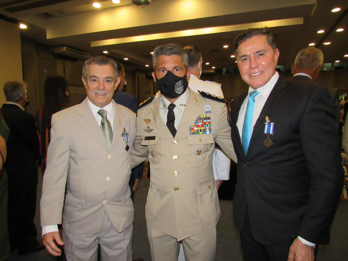 Durante a solenidade os presentes receberam as boas-vindas do anfitrião, Ten Cel PM Wolney, Comandante do GRAER