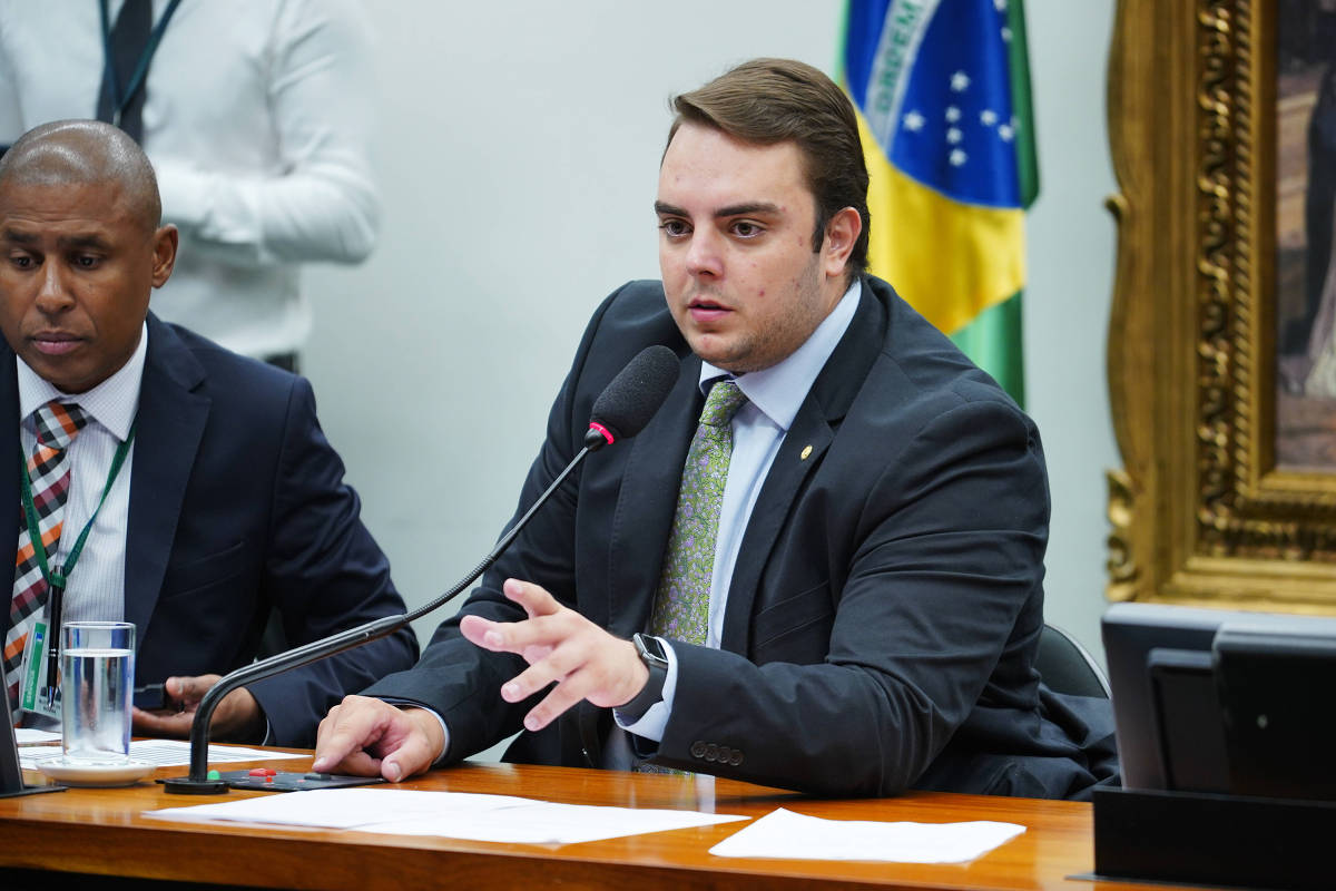 Felipe Francischini (União Brasil-PR), deputado federal, durante reunião da Comissão de Constituição e Justiça e de Cidadania da Câmara Felipe Francischini (União Brasil-PR), deputado federal, durante reunião da Comissão de Constituição e Justiça e de Cidadania da Câmara