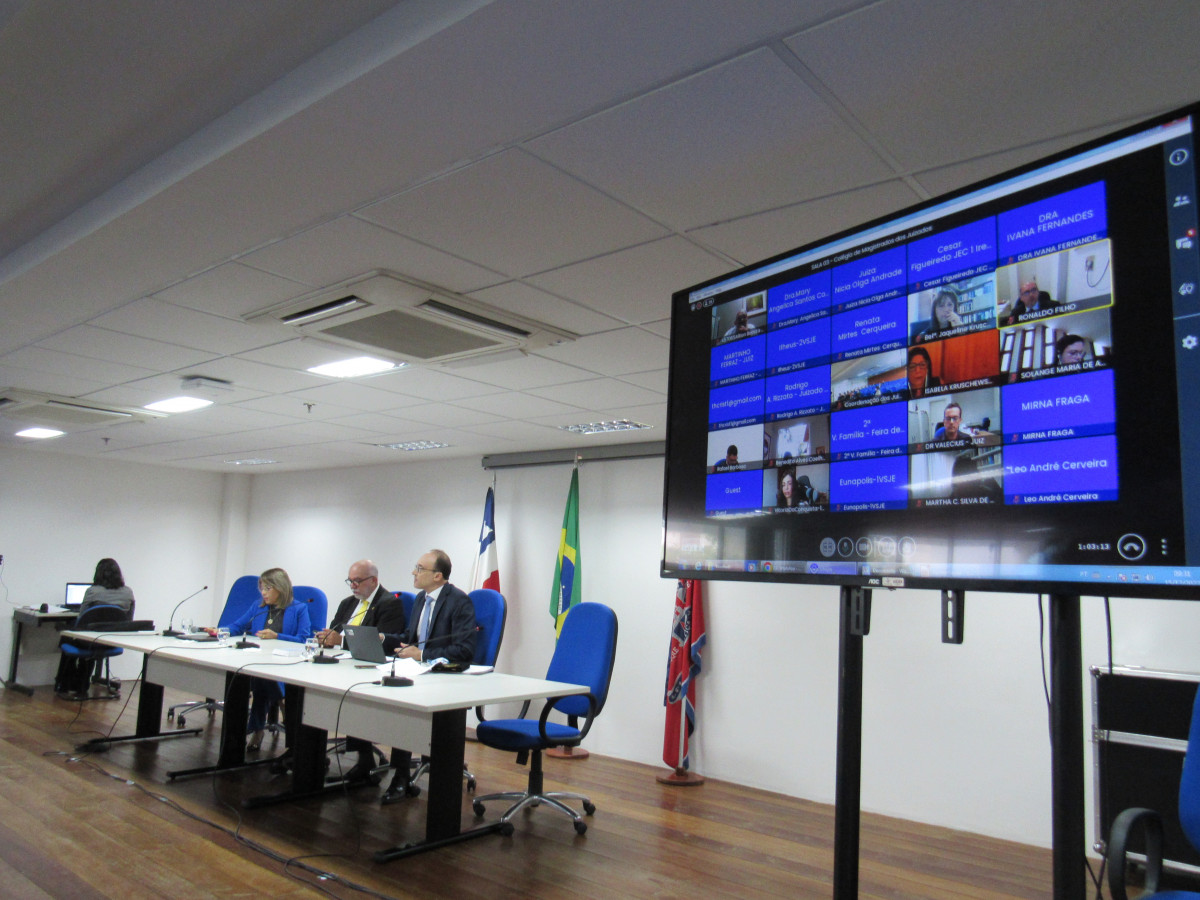O evento ocorreu no Auditório do Fórum Regional do Imbuí, em Salvador