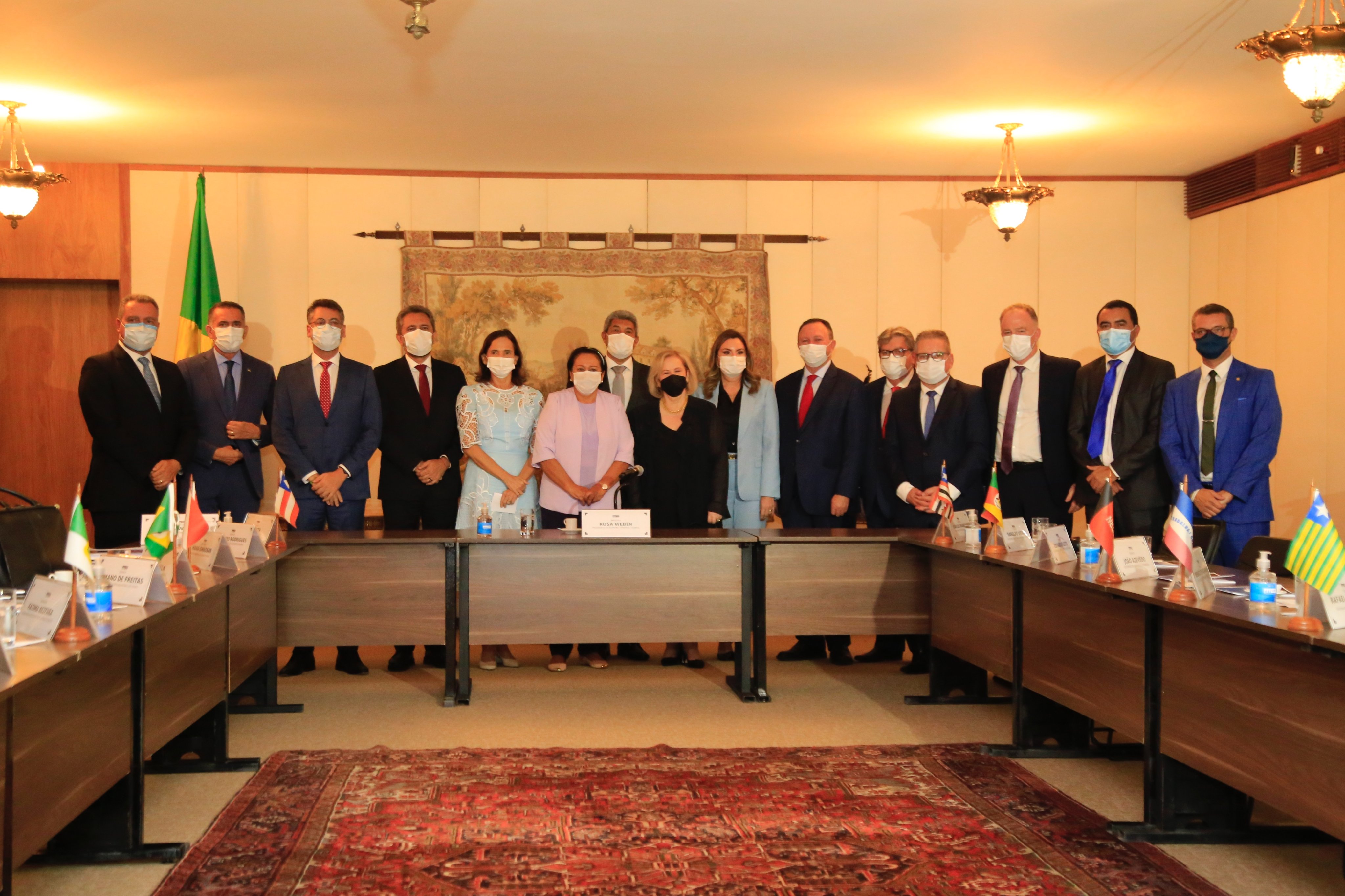 Ontem, 15 governadores se reuniram com a presidente da Corte, ministra Rosa Weber
