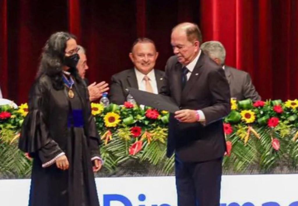 O vice-governador e deputado federal eleito João Leão (PP) durante a solenidade de diplomação no TCA O vice-governador e deputado federal eleito João Leão (PP) durante a solenidade de diplomação no TCA