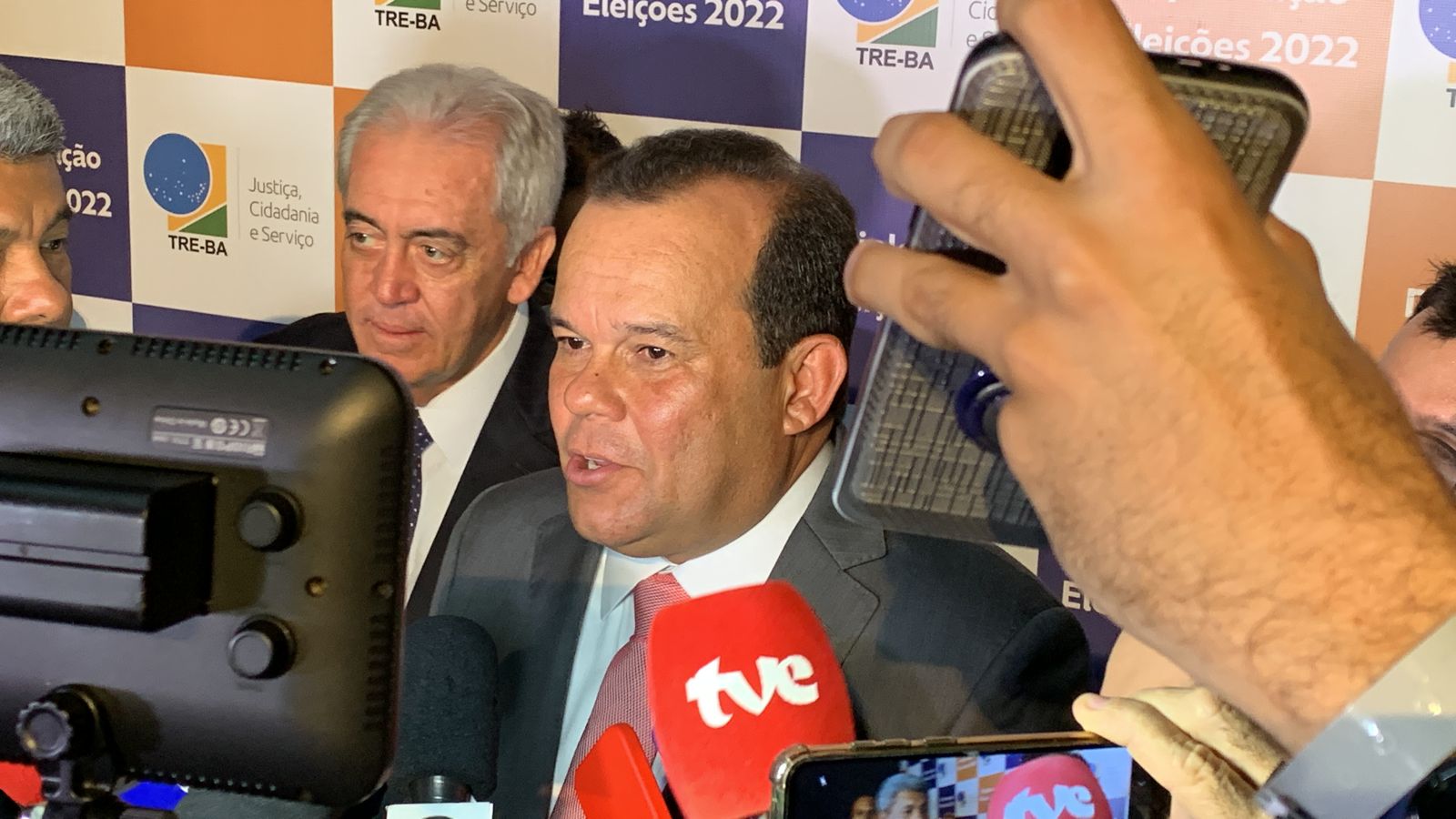 A fala do vice-governador eleito e presidente da Câmara Municipal de Salvador foi feita em conversa com a imprensa nesta sexta-feira A fala do vice-governador eleito e presidente da Câmara Municipal de Salvador foi feita em conversa com a imprensa nesta sexta-feira