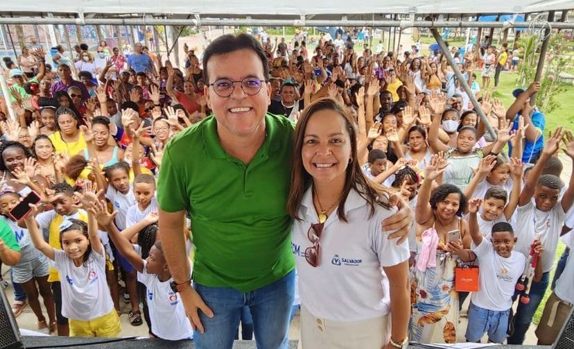 Imagem de Ricardo Almeida participa de evento natalino em Saramandaia e enfatiza cuidado com a comunidade durante mandato