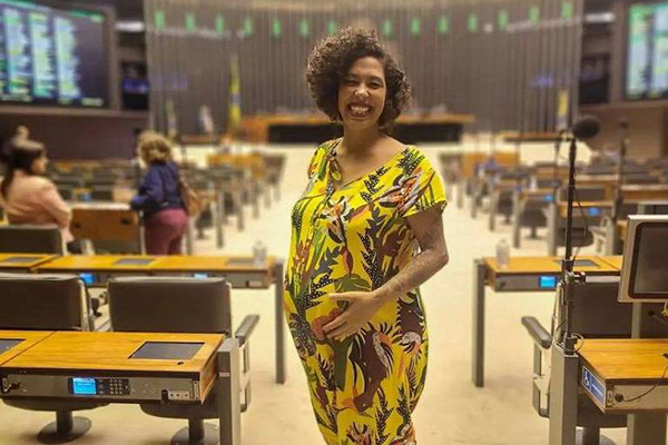 A deputada federal Talíria Petrone (PSOL-RJ), que está em sua segunda gestação