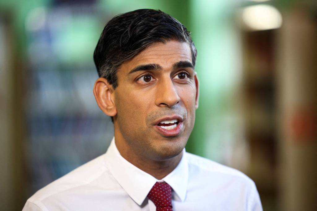Rishi Sunak, primeiro-ministro britânico, durante entrevista em Londres Rishi Sunak, primeiro-ministro britânico, durante entrevista em Londres