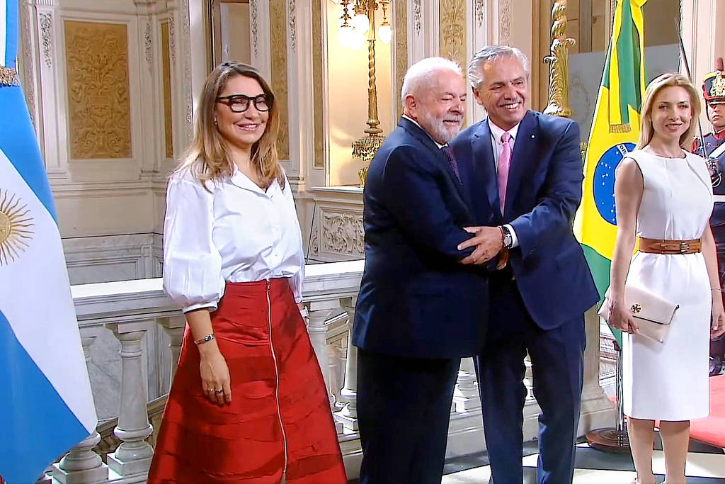 Brasileiro e argentino farão reunião bilateral às vésperas da Cúpula da Celac, que marca retomada de laços