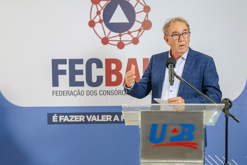 O presidente da FECBahia e prefeito de Andaraí, Wilson Cardoso