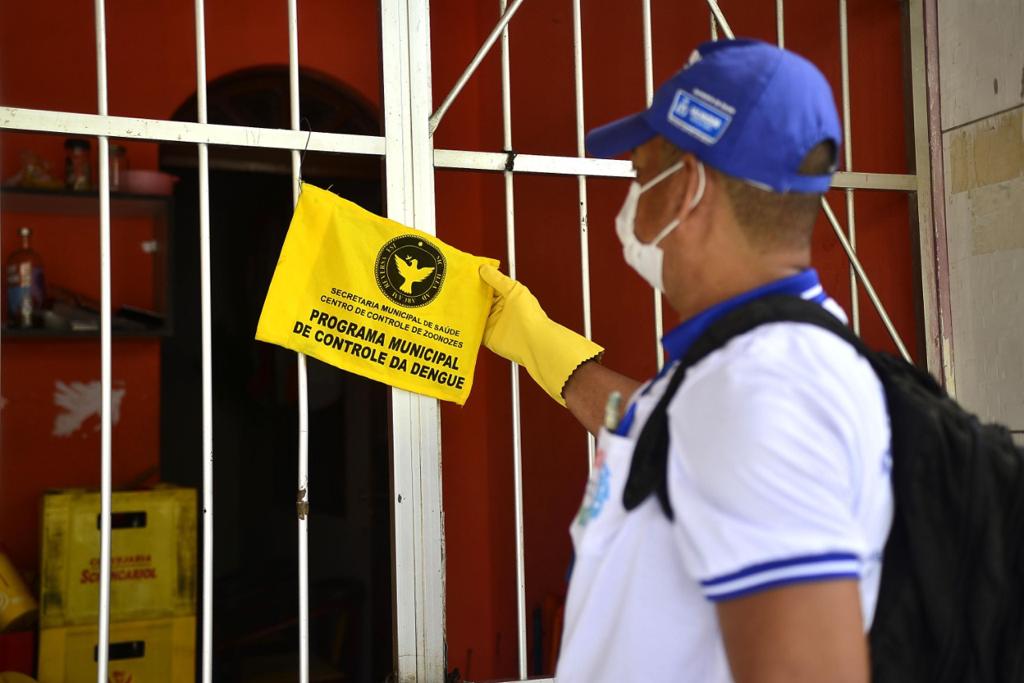Imagem de Operação Verão sem Mosquito: CCZ inspeciona 3 mil imóveis em Salvador Imagem de Operação Verão sem Mosquito: CCZ inspeciona 3 mil imóveis em Salvador