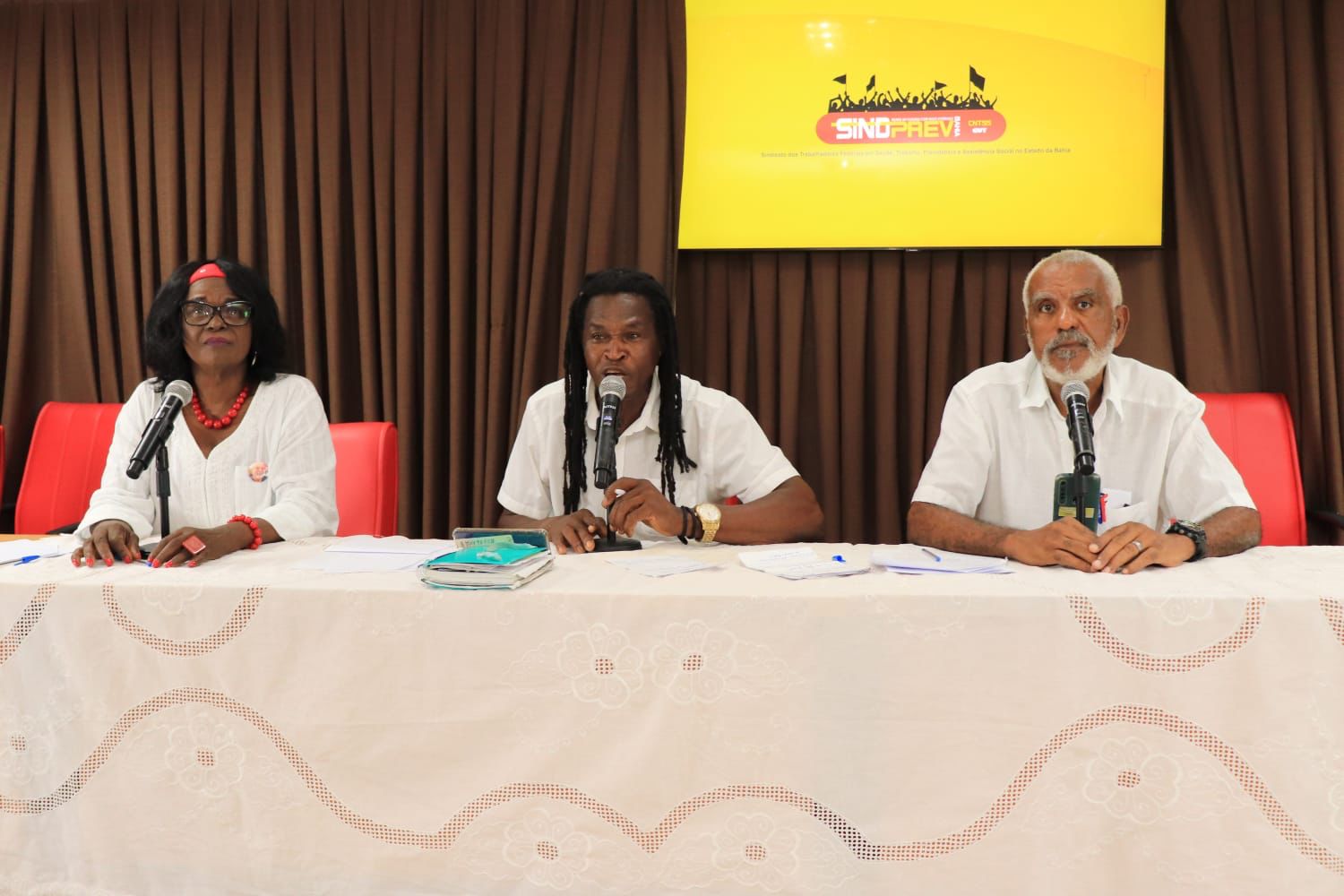 Analistas e técnicos do INSS de toda a Bahia estiveram reunidos, nesta sexta-feira (27)