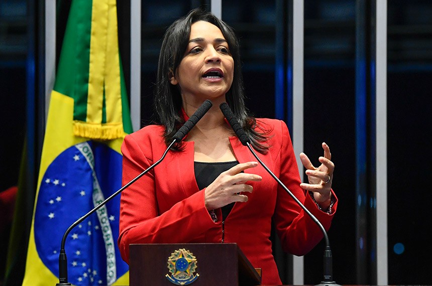'Se tiver que chamar todos eles, chamaremos', afirma a senadora Eliziane Gama à Folha 'Se tiver que chamar todos eles, chamaremos', afirma a senadora Eliziane Gama à Folha