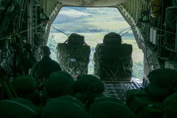 Na região proibida, somente estão autorizadas aeronaves militares ou envolvidas na operação