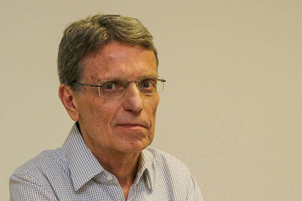 Hélio Doyle, jornalista e ex-professor da UnB, anunciado para a presidência da EBC