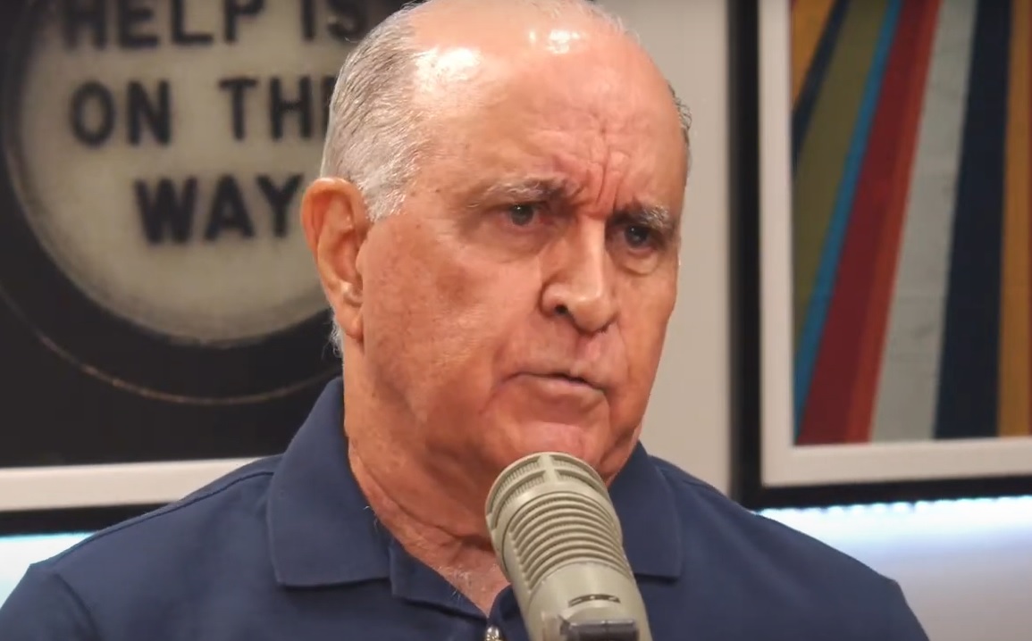 Indagado se teria preferido então o ex-presidente Bolsonaro nas urnas, o ex-governador da Bahia esquivou: "Posso ter votado em branco, em nulo, etc"