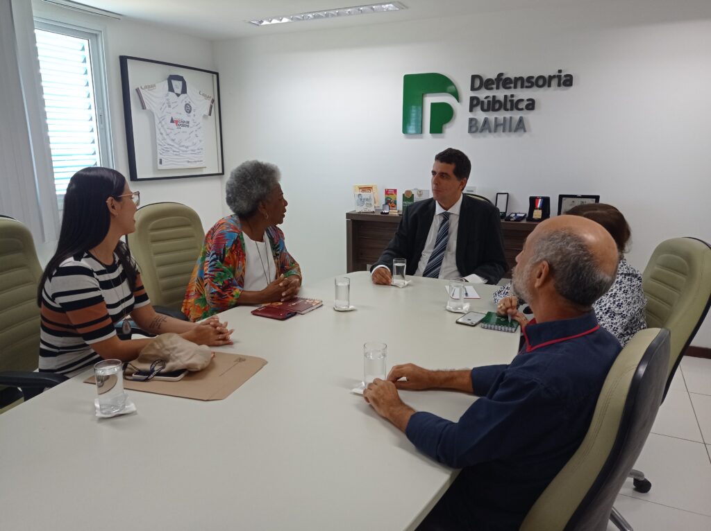 A parceria entre as instituições vai beneficiar os assistidos da Defensoria e as pessoas com demandas na Ouvidoria do Estado