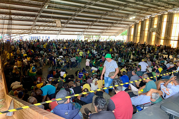 Bolsonaristas detidos em Brasília